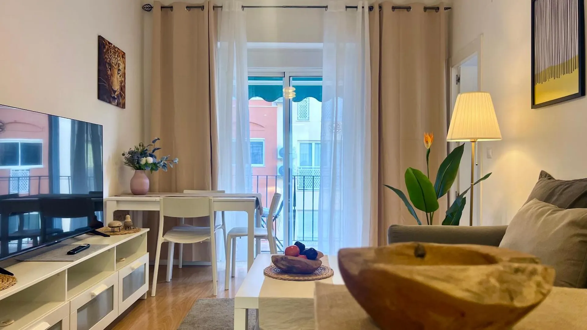 Super Comfy And Homey 4Br Apartment Peachy Stays Màlaga Španělsko