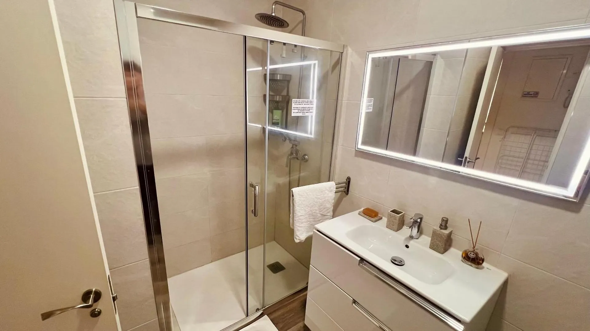 Super Comfy And Homey 4Br Apartment Peachy Stays Màlaga Španělsko